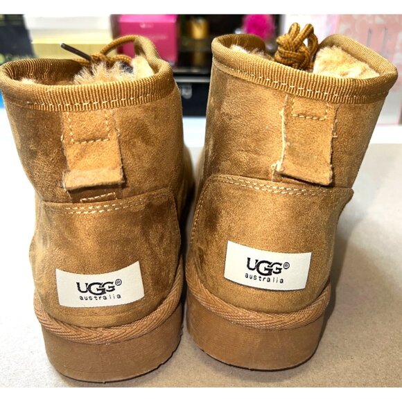 Tan UGG Australia Suede Ankle Boots With Faux Fur Lining & Rubber Sole Size 5 - Picture 2 of 3